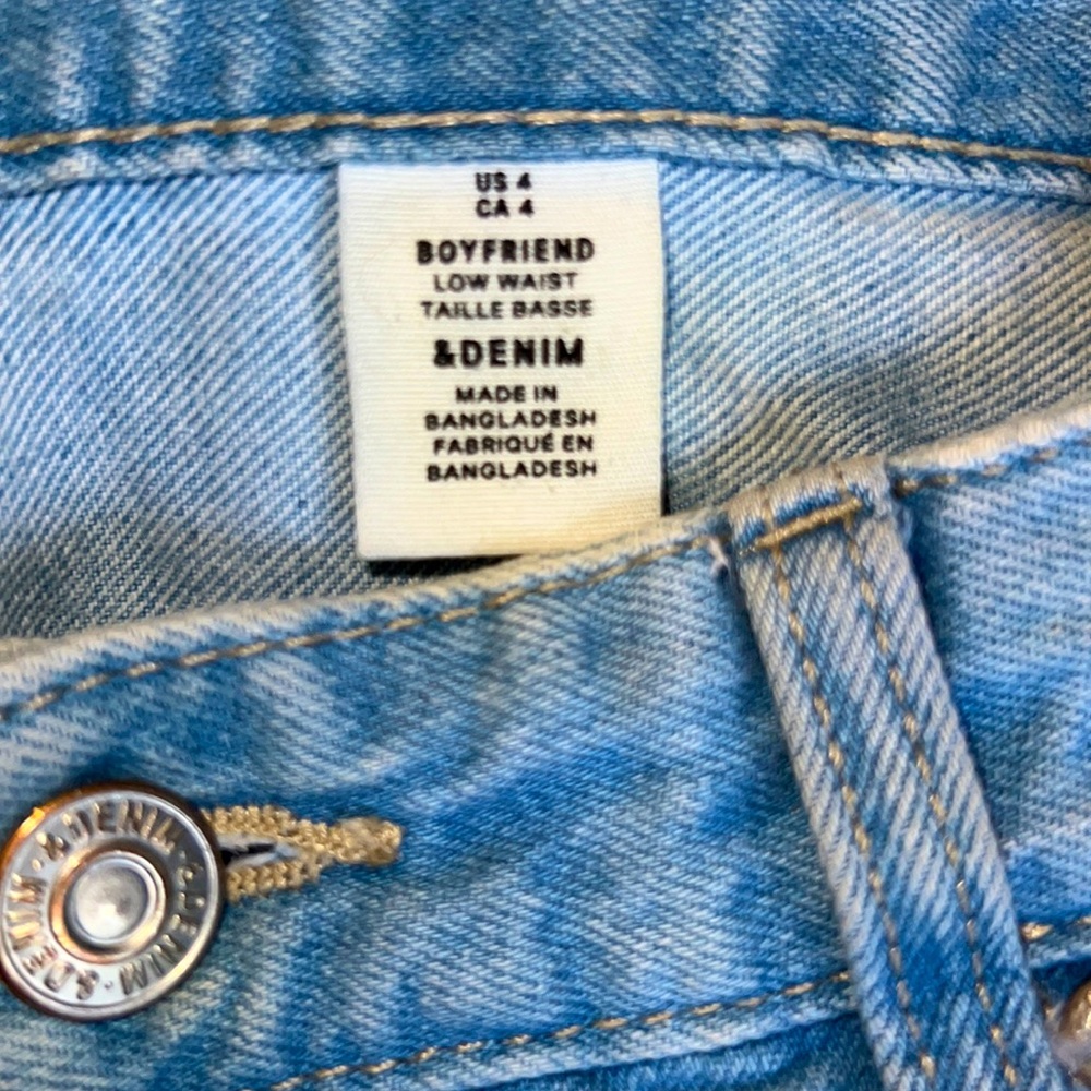 Low Waist BOYFRIEND &DENIM JEANS. SZ 4